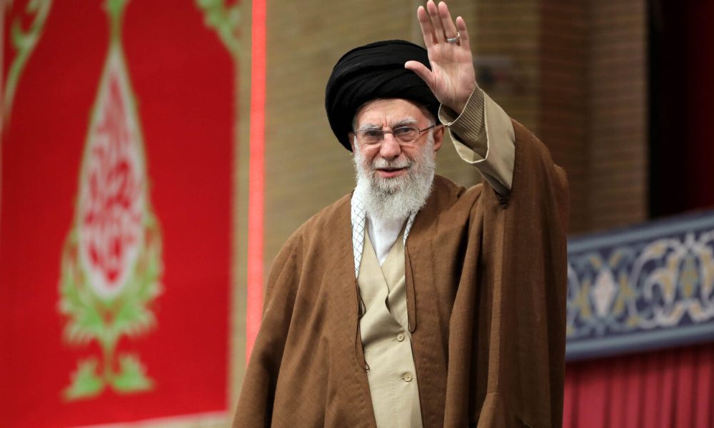 مقام معظم رهبری (حفظکم الله)